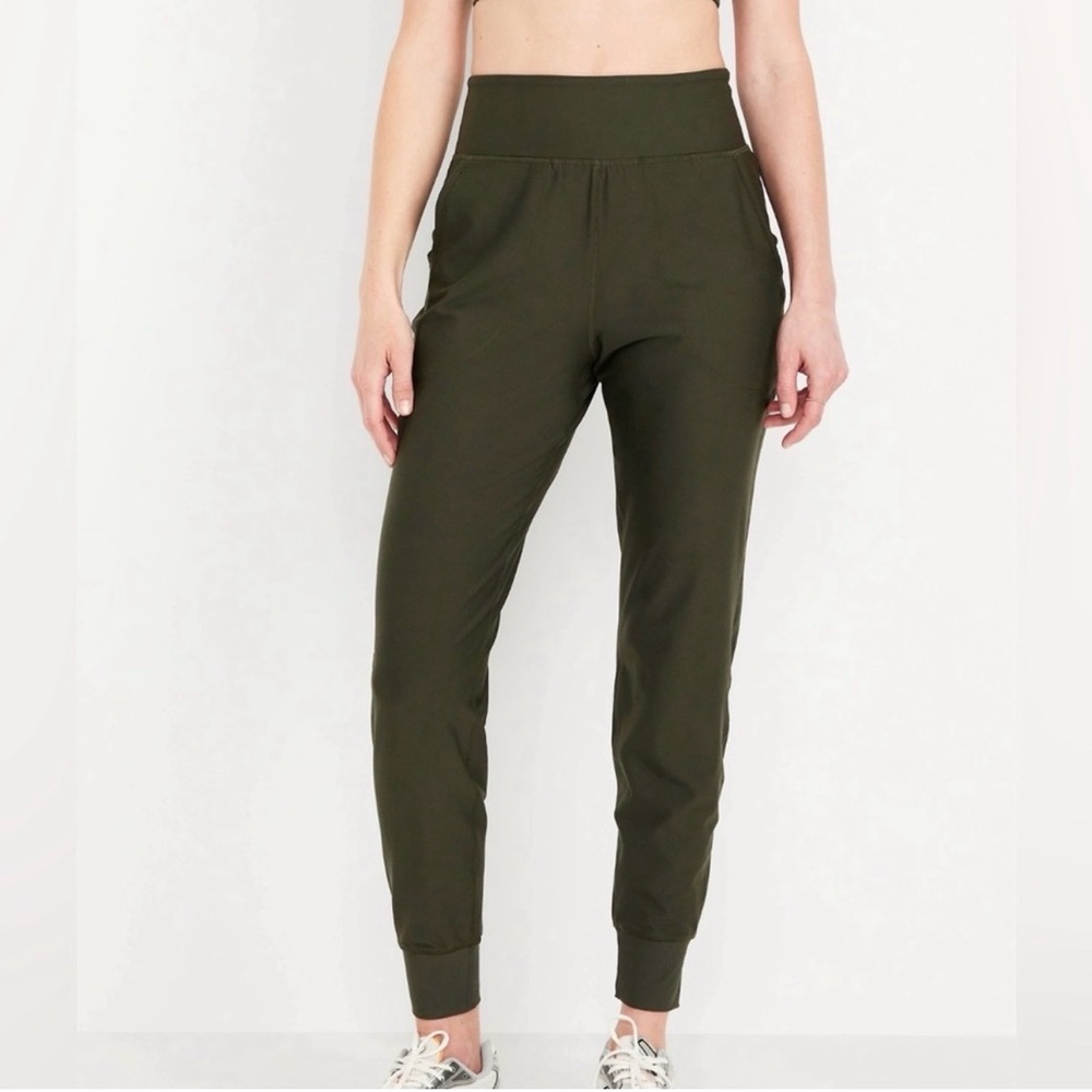 GUC! Old Navy High Waist Elevate Active Joggers, Size L